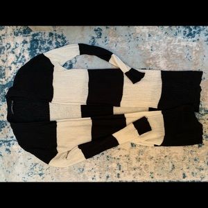 Doe & Rae cardigan Sweater